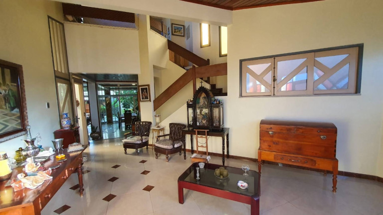 Imagem Casa com 3 Quartos à Venda, 305 m² em Grageru - Aracaju Imagem Casa com 3 Quartos à Venda, 305 m² em Grageru - Aracaju
