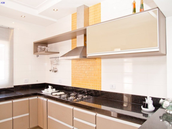 Imagem Casa com 2 Quartos à Venda, 119 m² em Vila Areao - Taubaté