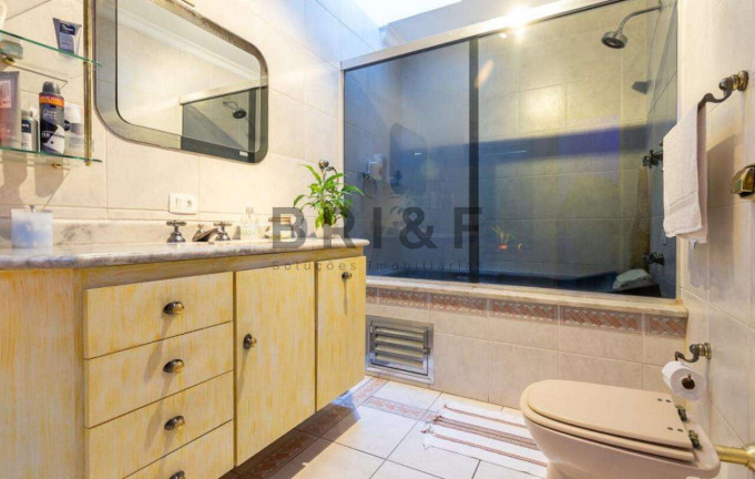 Imagem Casa com 3 Quartos à Venda, 220 m² em Jardim Paulistano - São Paulo Imagem Casa com 3 Quartos à Venda, 220 m² em Jardim Paulistano - São Paulo