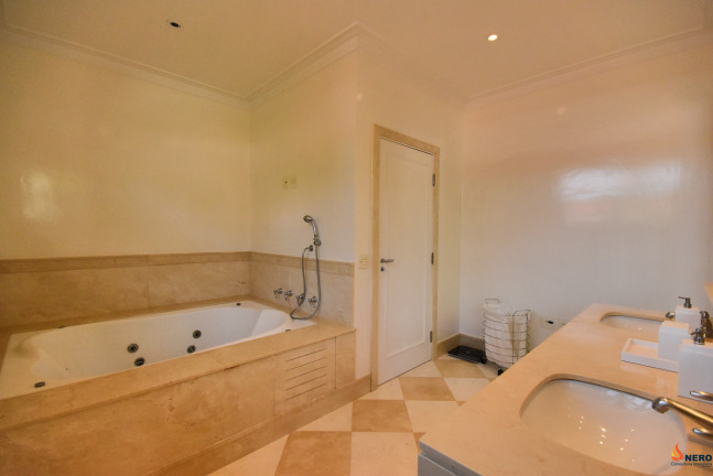 Imagem Casa com 4 Quartos à Venda, 500 m² em Fazenda Morumbi - São Paulo Imagem Casa com 4 Quartos à Venda, 500 m² em Fazenda Morumbi - São Paulo