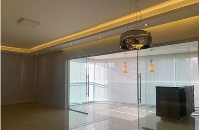 Apartamento com 3 Quartos à Venda, 187 m² em Moema - São Paulo