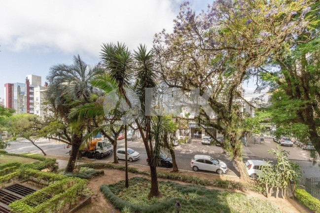 Imagem Apartamento com 3 Quartos à Venda, 165 m² em Petrópolis - Porto Alegre Imagem Apartamento com 3 Quartos à Venda, 165 m² em Petrópolis - Porto Alegre