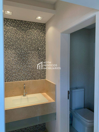 Imagem Sobrado com 4 Quartos à Venda, 770 m² em Urbanova - São José Dos Campos