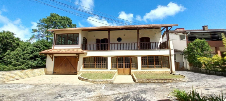 Imagem Casa com 7 Quartos à Venda, 348 m² em Comary - Teresópolis Imagem Casa com 7 Quartos à Venda, 348 m² em Comary - Teresópolis