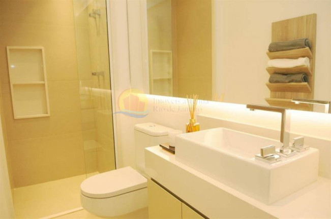Imagem Apartamento com 2 Quartos à Venda, 70 m² em Botafogo - Rio De Janeiro Imagem Apartamento com 2 Quartos à Venda, 70 m² em Botafogo - Rio De Janeiro