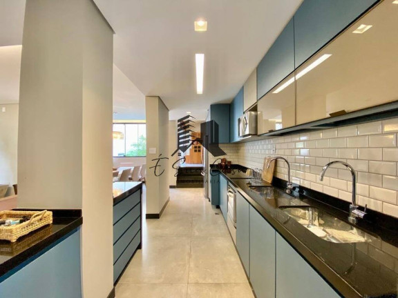 Imagem Casa com 5 Quartos à Venda, 420 m² em Castelo - Belo Horizonte Imagem Casa com 5 Quartos à Venda, 420 m² em Castelo - Belo Horizonte