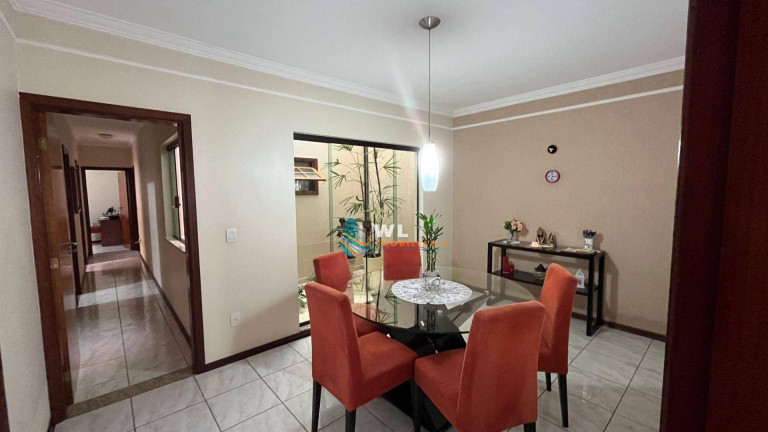 Imagem Casa com 3 Quartos à Venda, 190 m² em Santo Antônio - Louveira Imagem Casa com 3 Quartos à Venda, 190 m² em Santo Antônio - Louveira
