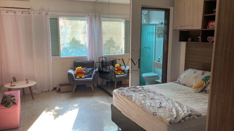 Imagem Casa com 3 Quartos à Venda, 400 m² em Canto Do Forte - Praia Grande Imagem Casa com 3 Quartos à Venda, 400 m² em Canto Do Forte - Praia Grande