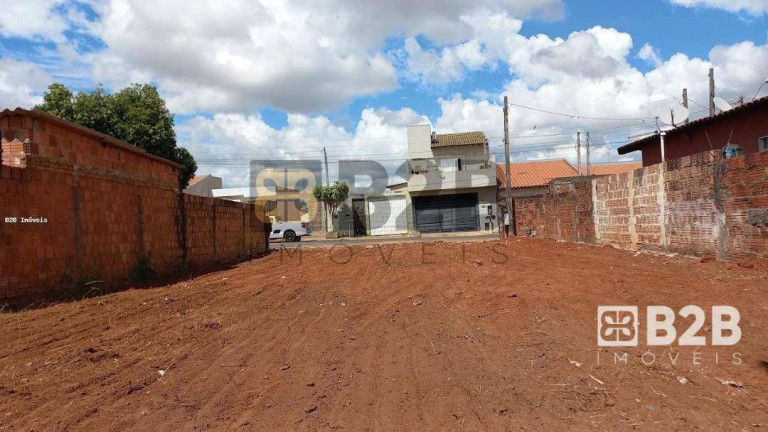 Imagem Terreno à Venda, 126 m² em Pousada Da Esperança I - Bauru Imagem Terreno à Venda, 126 m² em Pousada Da Esperança I - Bauru