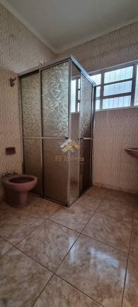Imagem Casa com 2 Quartos à Venda, 250 m² em São Carlos