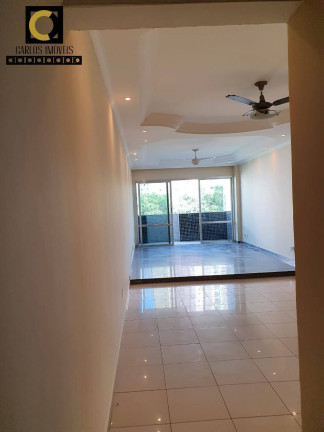 Imagem Apartamento com 3 Quartos à Venda, 134 m² em José Menino - Santos