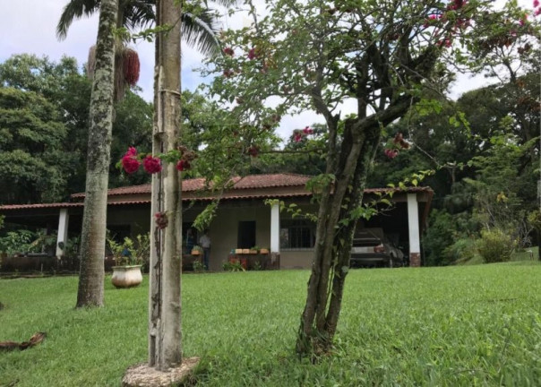 Imagem Chácara com 3 Quartos à Venda, 235 m² em Vila Chacrinha (botujuru) - Campo Limpo Paulista