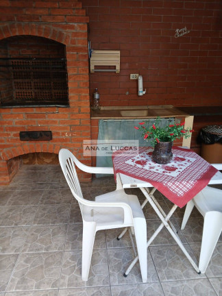 Imagem Casa com 3 Quartos à Venda, 230 m² em Jardim Santa Helena - São Paulo Imagem Casa com 3 Quartos à Venda, 230 m² em Jardim Santa Helena - São Paulo