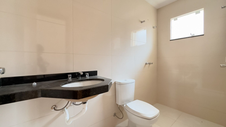 Imagem Sobrado com 3 Quartos à Venda, 152 m² em Santa Felicidade - Curitiba