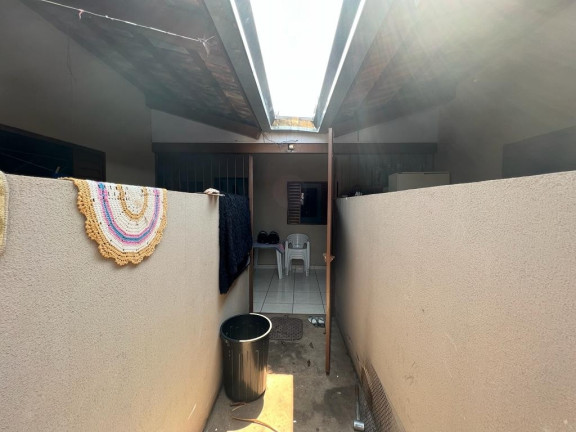 Imagem Casa com 2 Quartos à Venda, 410 m² em Jardim Colorado Extensão - Goiânia