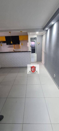 Imagem Apartamento com 3 Quartos à Venda, 60 m² em Picanço - Guarulhos