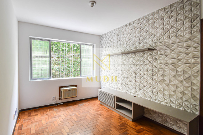 Imagem Apartamento com 2 Quartos à Venda, 71 m² em Independência - Porto Alegre Imagem Apartamento com 2 Quartos à Venda, 71 m² em Independência - Porto Alegre