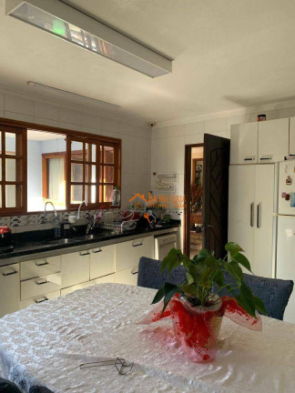 Imagem Casa com 4 Quartos à Venda, 216 m² em Vila Rosália - Guarulhos Imagem Casa com 4 Quartos à Venda, 216 m² em Vila Rosália - Guarulhos