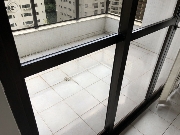 Imagem Apartamento com 3 Quartos à Venda, 140 m² em Pitangueiras - Guarujá