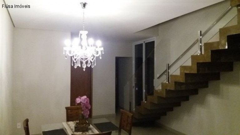 Imagem Casa com 3 Quartos à Venda, em Recreio Das Acacias - Ribeirão Preto Imagem Casa com 3 Quartos à Venda, em Recreio Das Acacias - Ribeirão Preto