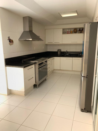 Imagem Casa com 9 Quartos à Venda, 272 m² em Vilas Do Atlântico - Lauro De Freitas