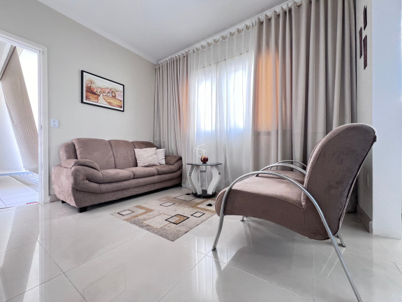 Imagem Casa com 3 Quartos à Venda, 130 m² em Glória - Joinville Imagem Casa com 3 Quartos à Venda, 130 m² em Glória - Joinville