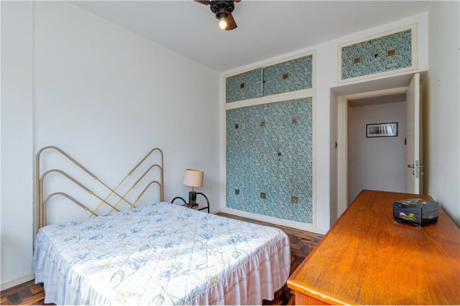 Imagem Imóvel com 2 Quartos à Venda, em Petrópolis - Porto Alegre Imagem Imóvel com 2 Quartos à Venda, em Petrópolis - Porto Alegre