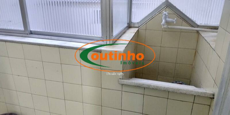 Imagem Apartamento com 2 Quartos à Venda, 81 m² em Tijuca - Rio De Janeiro Imagem Apartamento com 2 Quartos à Venda, 81 m² em Tijuca - Rio De Janeiro