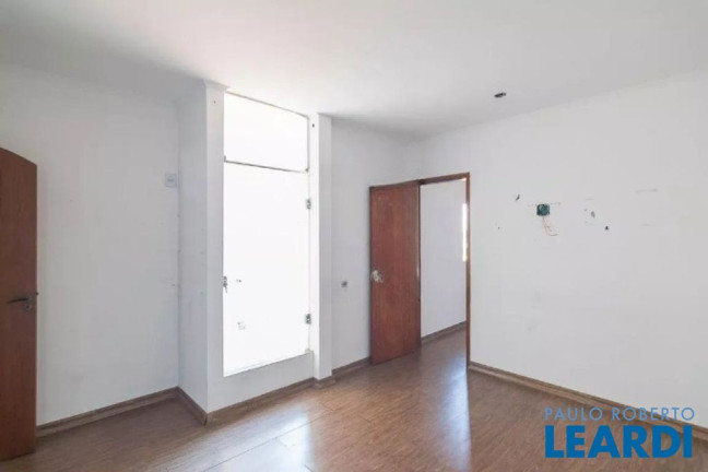 Imagem Sobrado com 3 Quartos à Venda, 512 m² em Vila Gilda - Santo André Imagem Sobrado com 3 Quartos à Venda, 512 m² em Vila Gilda - Santo André