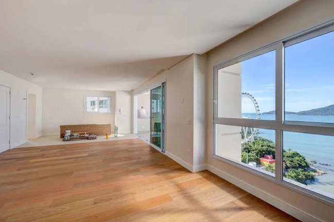 Imagem Apartamento com 3 Quartos à Venda, 160 m² em Pioneiros - Balneário Camboriú Imagem Apartamento com 3 Quartos à Venda, 160 m² em Pioneiros - Balneário Camboriú