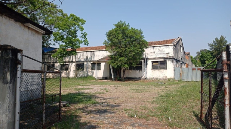 Terreno à Venda, 120 m² em Centro - Jacareí