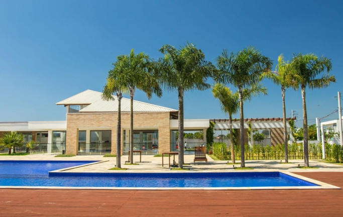 Terreno em Condomínio à Venda, 417 m² em Piracangaguá - Taubaté