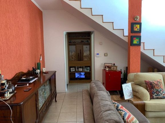 Imagem Sobrado com 5 Quartos à Venda, 282 m² em São Benedito - Poços De Caldas
