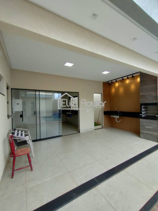 Imagem Casa com 3 Quartos à Venda, 160 m² em Jardim Belvedere - Goiânia Imagem Casa com 3 Quartos à Venda, 160 m² em Jardim Belvedere - Goiânia