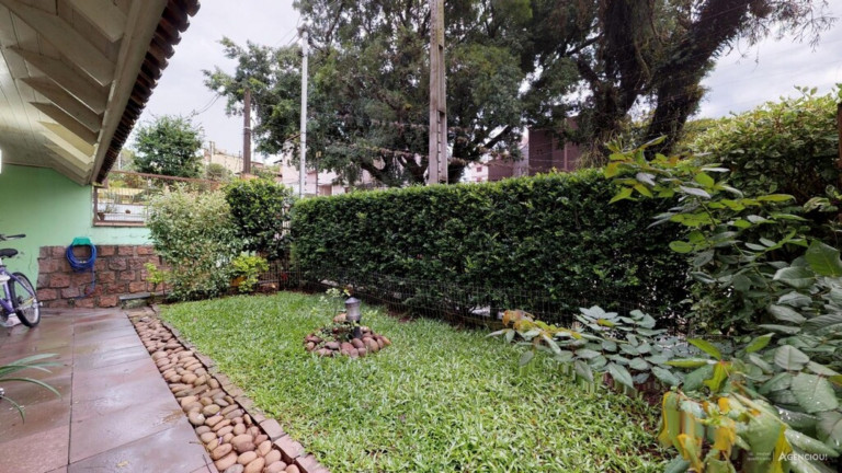 Imagem Imóvel com 3 Quartos à Venda, em Tristeza - Porto Alegre Imagem Imóvel com 3 Quartos à Venda, em Tristeza - Porto Alegre