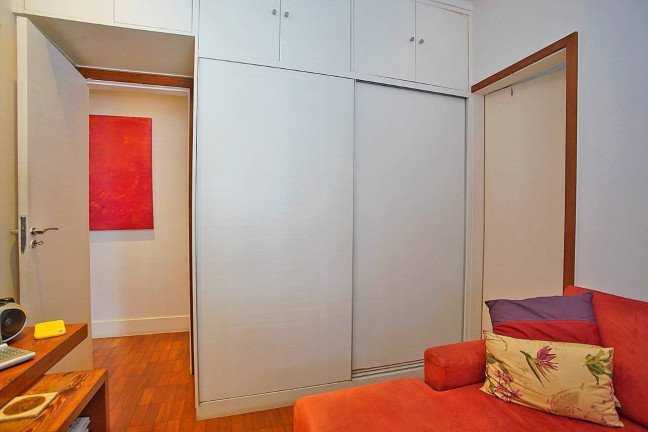 Imagem Apartamento com 2 Quartos à Venda,  em Leblon - Rio De Janeiro