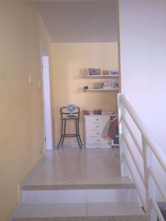 Imagem Casa com 3 Quartos à Venda, 190 m² em Centro - Lauro De Freitas Imagem Casa com 3 Quartos à Venda, 190 m² em Centro - Lauro De Freitas