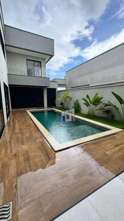 Imagem Casa com 4 Quartos à Venda, 252 m² em Coité - Eusébio