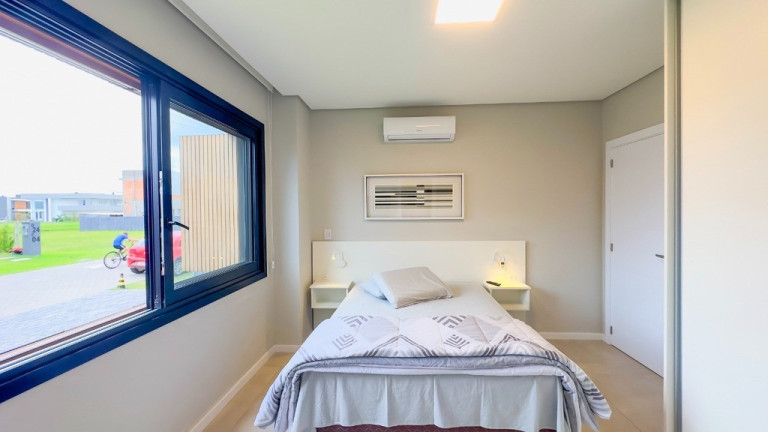 Imagem Casa de Condomínio com 4 Quartos à Venda, 150 m² em Centro - Xangri-lá