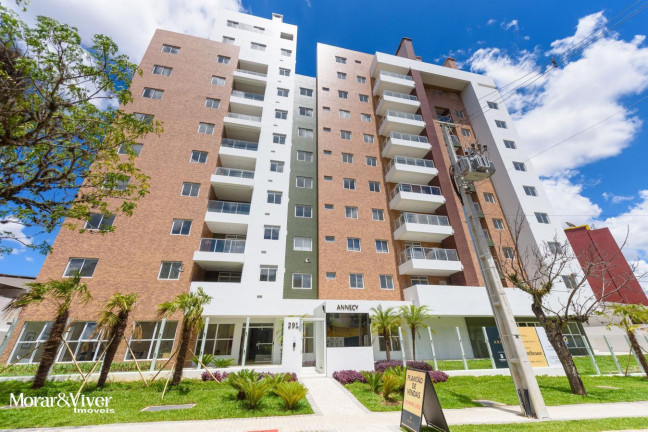 Imagem Apartamento com 3 Quartos à Venda, 77 m² em Mercês - Curitiba