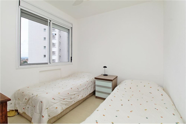 Imagem Apartamento com 3 Quartos à Venda, 95 m² em Jardim Lindóia - Porto Alegre Imagem Apartamento com 3 Quartos à Venda, 95 m² em Jardim Lindóia - Porto Alegre
