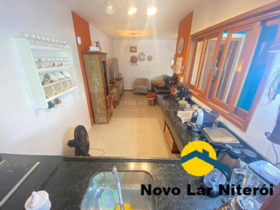 Imagem Casa com 3 Quartos à Venda, 181 m² em Praia De Itaipuaçu (itaipuaçu) - Maricá Imagem Casa com 3 Quartos à Venda, 181 m² em Praia De Itaipuaçu (itaipuaçu) - Maricá