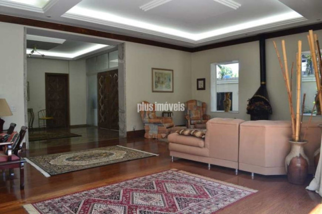Imagem Casa com 4 Quartos à Venda, 650 m² em Jardim Paulista - São Paulo Imagem Casa com 4 Quartos à Venda, 650 m² em Jardim Paulista - São Paulo