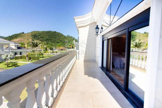 Imagem Casa com 3 Quartos à Venda, 440 m² em Centro - Itapema Imagem Casa com 3 Quartos à Venda, 440 m² em Centro - Itapema