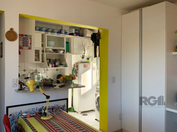 Imagem Imóvel com 1 Quarto à Venda, em Menino Deus - Porto Alegre Imagem Imóvel com 1 Quarto à Venda, em Menino Deus - Porto Alegre