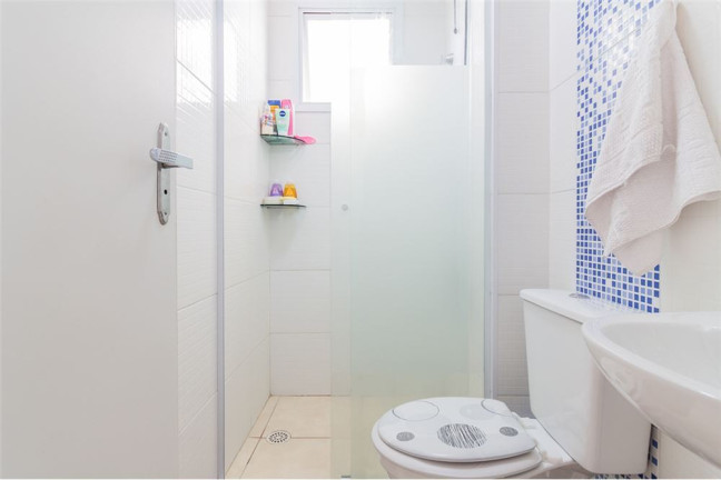 Imagem Imóvel com 2 Quartos à Venda,  em Vila Nhocune - São Paulo