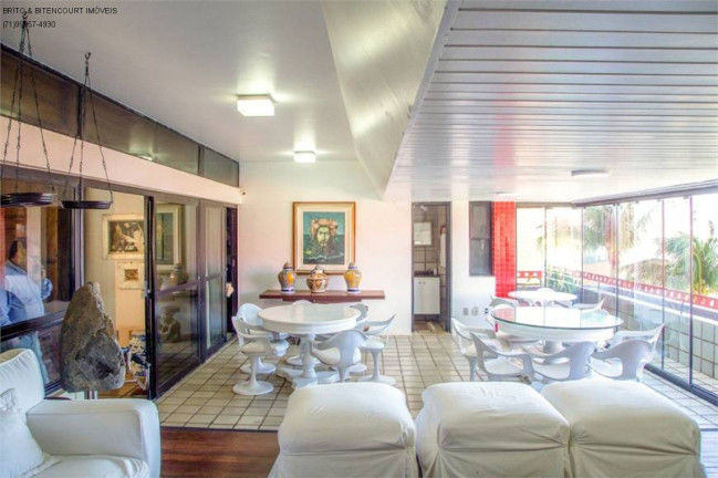 Imagem Imóvel com 4 Quartos à Venda, 412 m² em Rio Vermelho - Salvador Imagem Imóvel com 4 Quartos à Venda, 412 m² em Rio Vermelho - Salvador