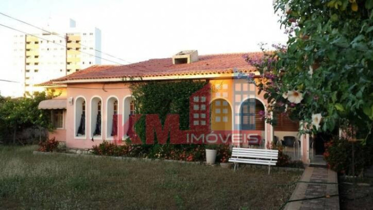Casa com 4 Quartos à Venda, 320 m² em Presidente Costa E Silva - Mossoró
