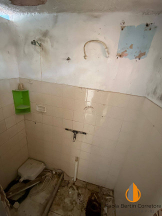 Imagem Casa com 1 Quarto à Venda, 41 m² em São Miguel - São Gonçalo Imagem Casa com 1 Quarto à Venda, 41 m² em São Miguel - São Gonçalo