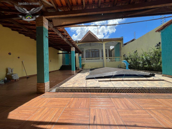Casa de Condomínio com 3 Quartos à Venda, 300 m² em águas Brancas - Ananindeua
